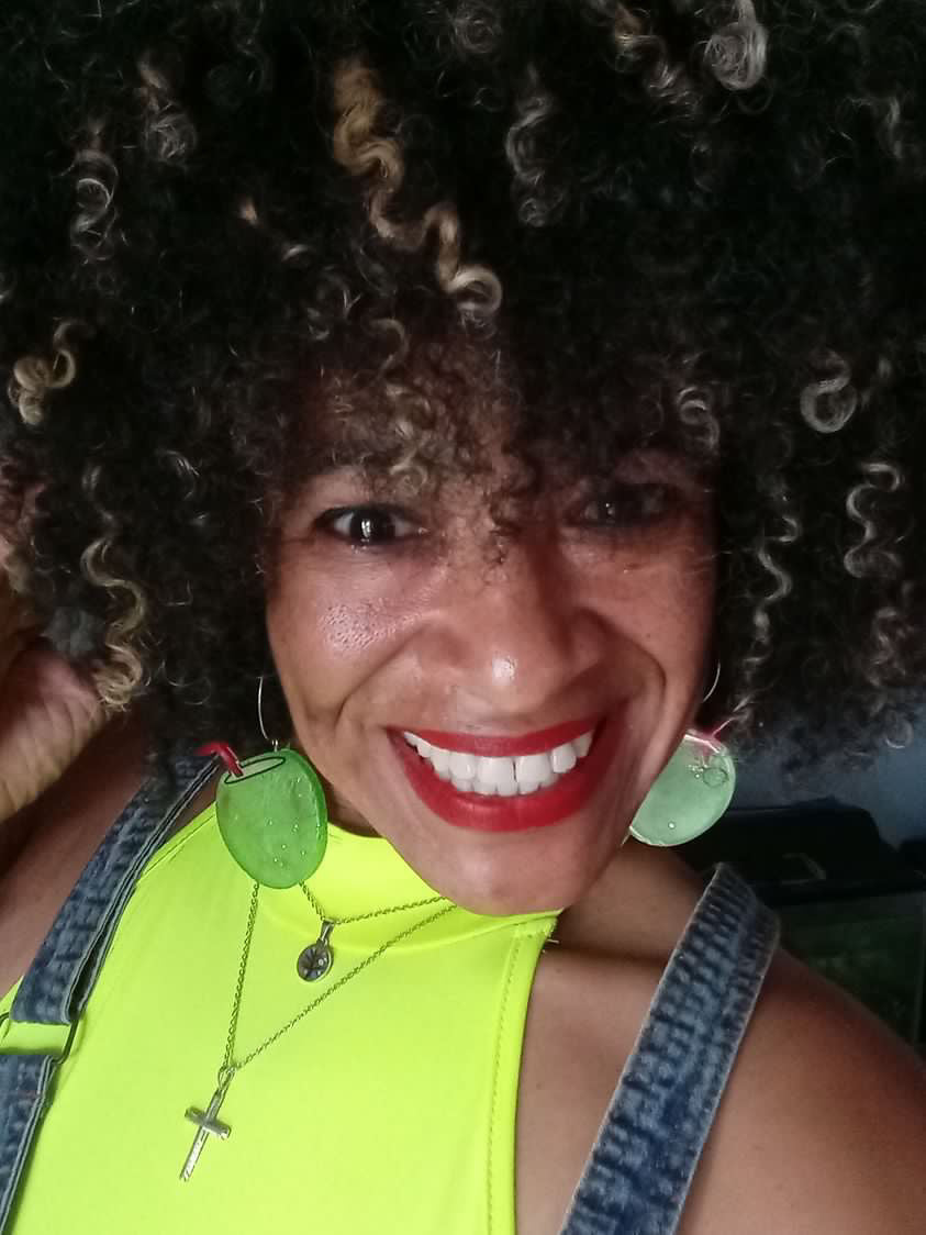 Coconut resin earrings