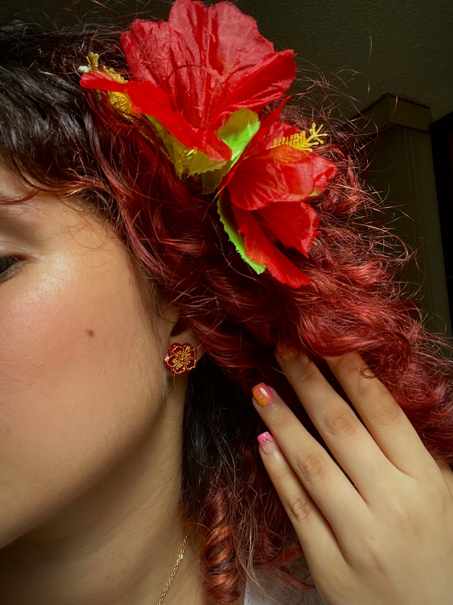 Flor de maga resin earrings