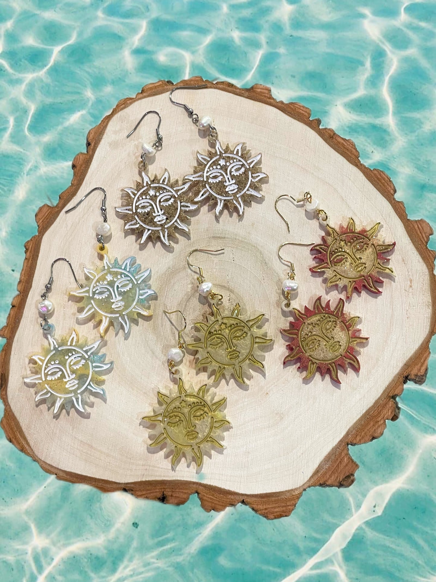 “Soleil” resin earrings