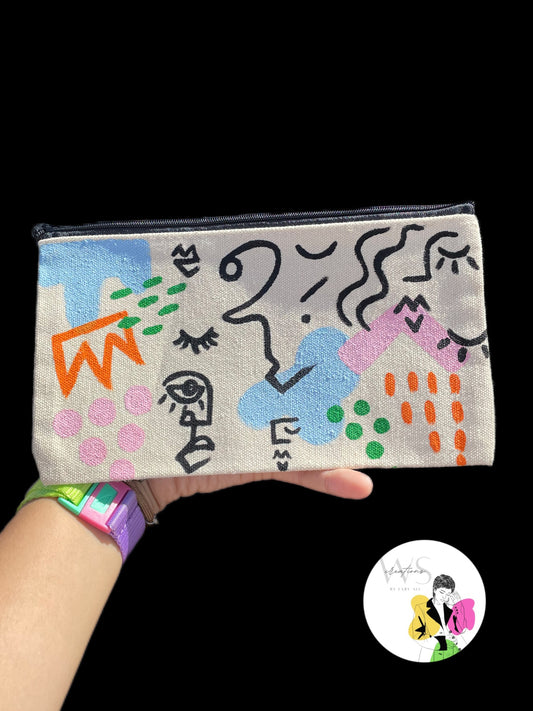 “Hermosamente imperfecta” painted makeup bag