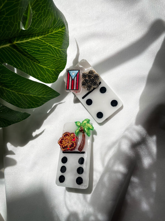 “Dóminos boricuas” resin hair clips